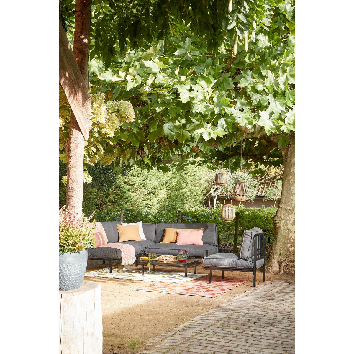 Loungetafel Celo - L80 x B80 x H23 cm - Metaal - Zwart