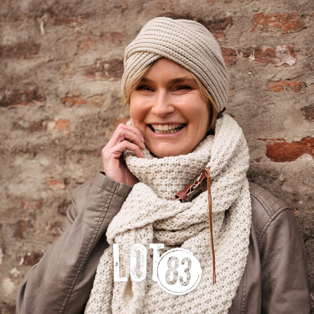 Gebreide omslagdoek Lot Off White