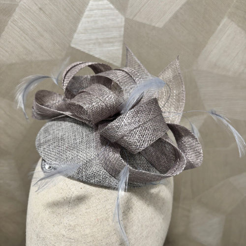 Fascinator dames dop taupe
