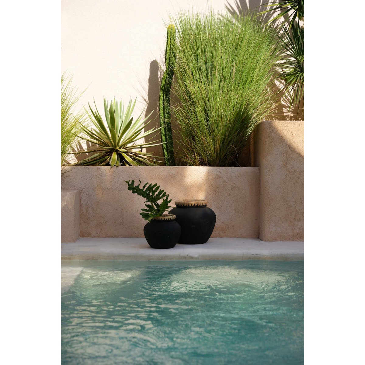 Vaas - Zwart Naturel - L De Styly