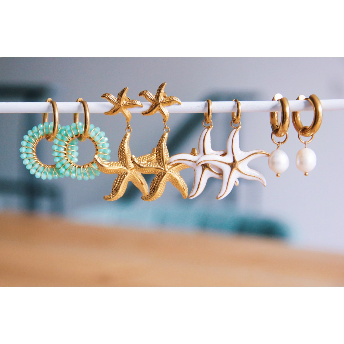 Stainless Steel Oorringen met Facet Kralen– mint/goud