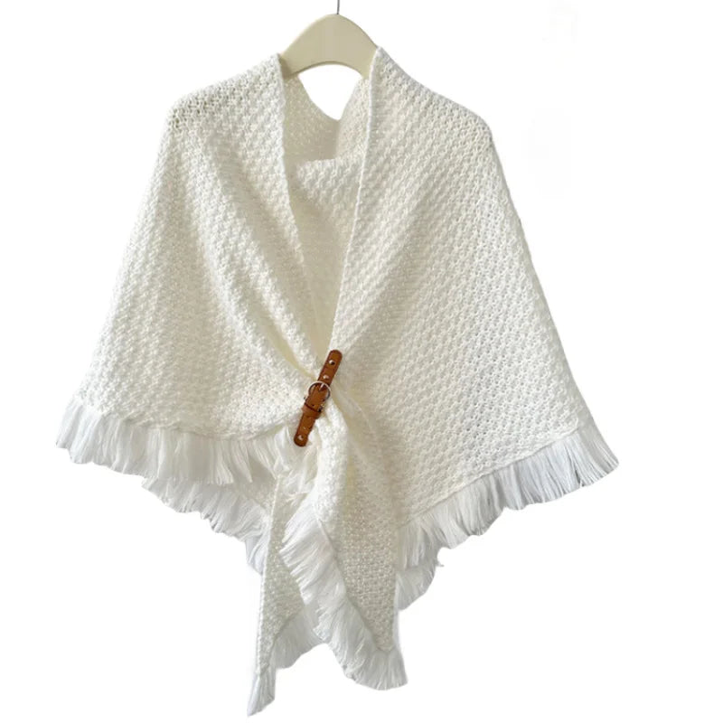 Poncho met gesp detail in verschillende kleuren