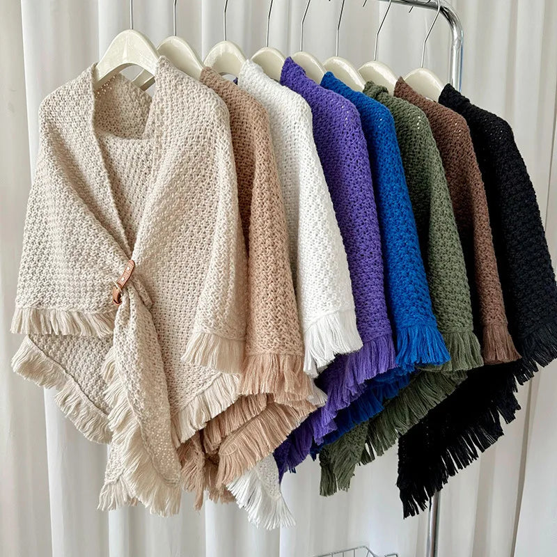 Poncho met gesp detail in verschillende kleuren