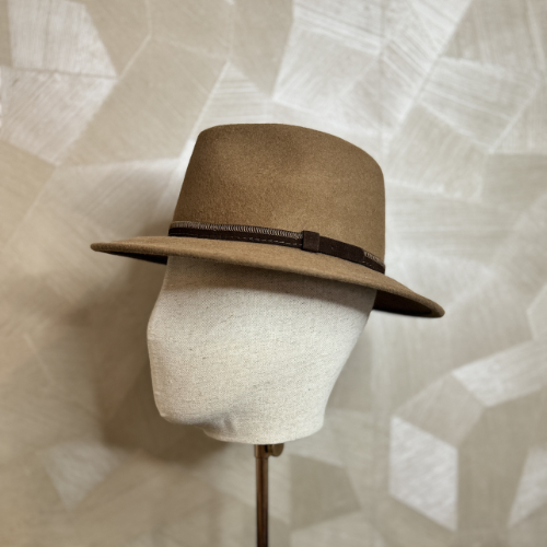 Hoed van wolvilt - taupe