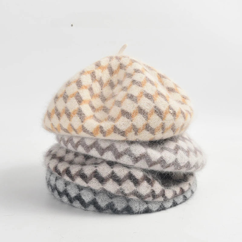 Zachte Franse baret van angora wol