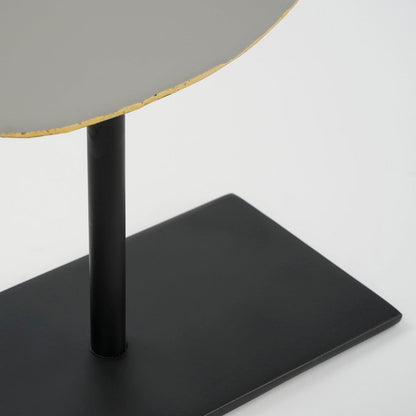Ornament op Voet - Metaal - Lichtgrijs