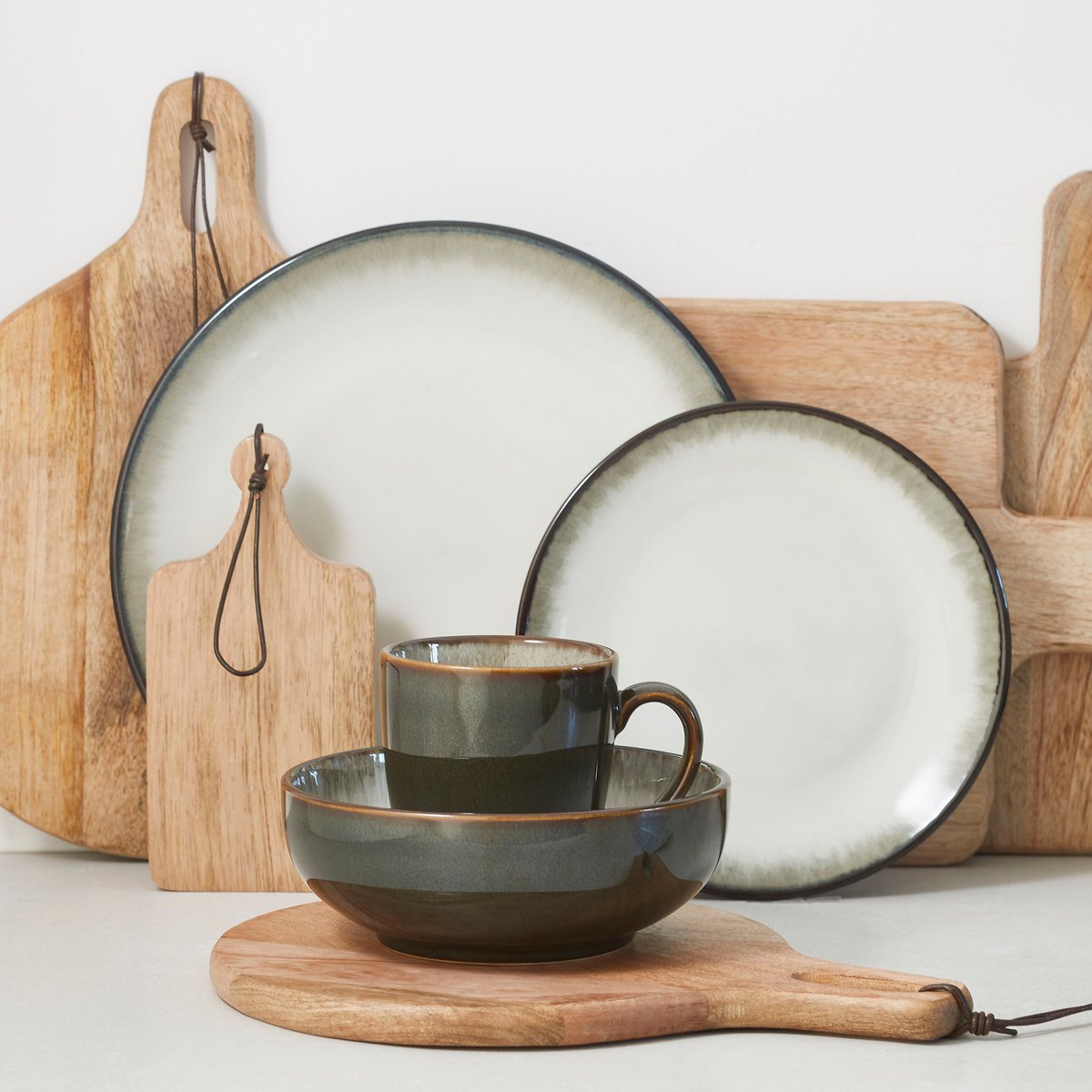 Serveerplank - Ø28 cm - 100% FSC Mangohout - Bruin Duko